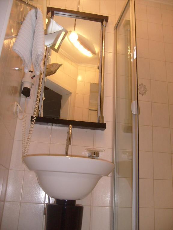 Geniesserhotel Lodner Lauingen Ruang foto